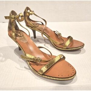 Vince Curio Women's Gold Heels‎ Ankle Strap Kitten Heel Sandals Party Shoes 9.5